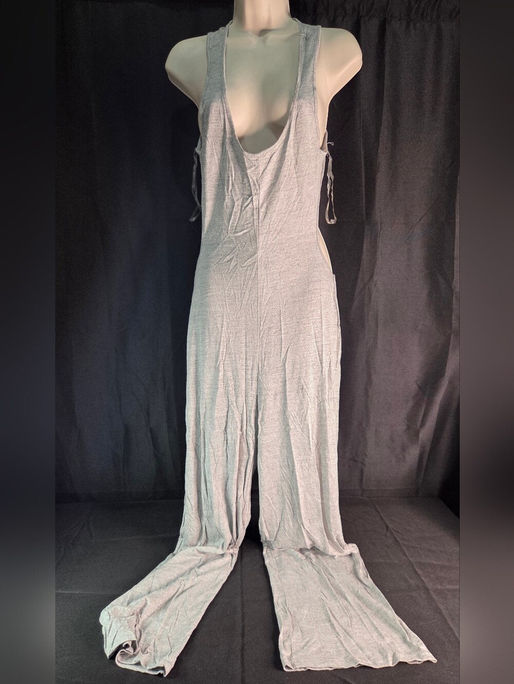 NWT Heart And Hips Medium Romper